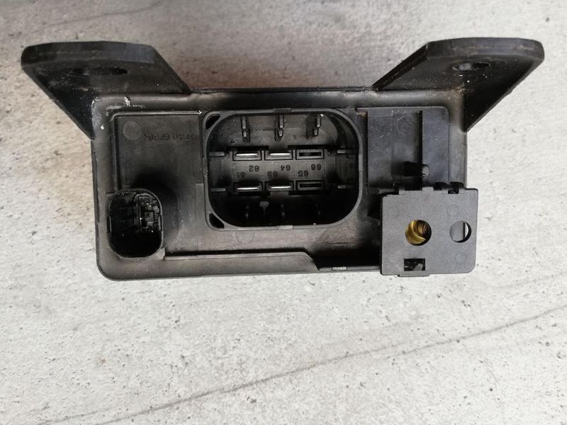 Реле свічок розжарювання (OM612) Mercedes Sprinter 2,2 CDI 0195456932 0195456932 фото