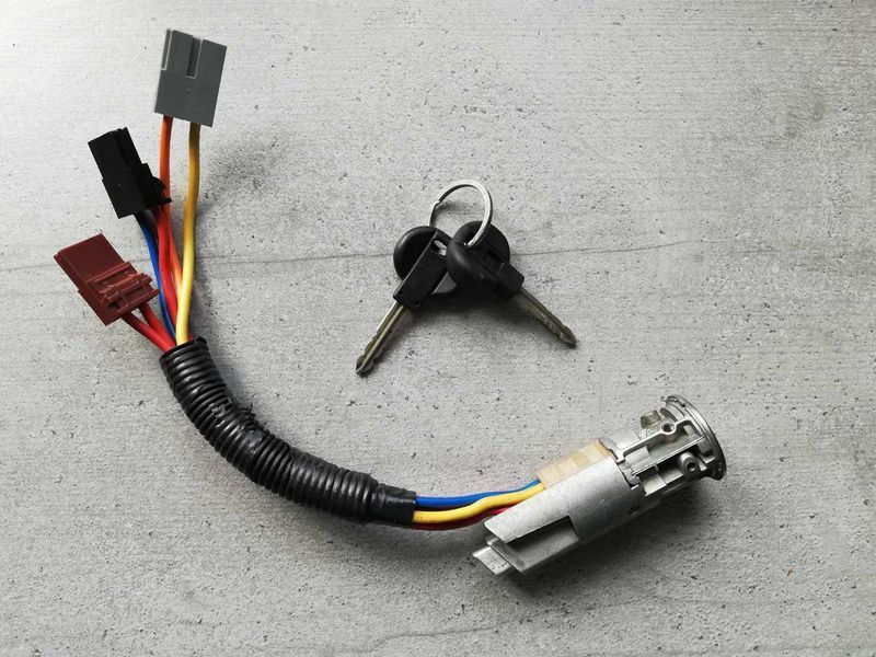 Замок зажигания Fiat Scudo 9790486480 9790486480 фото