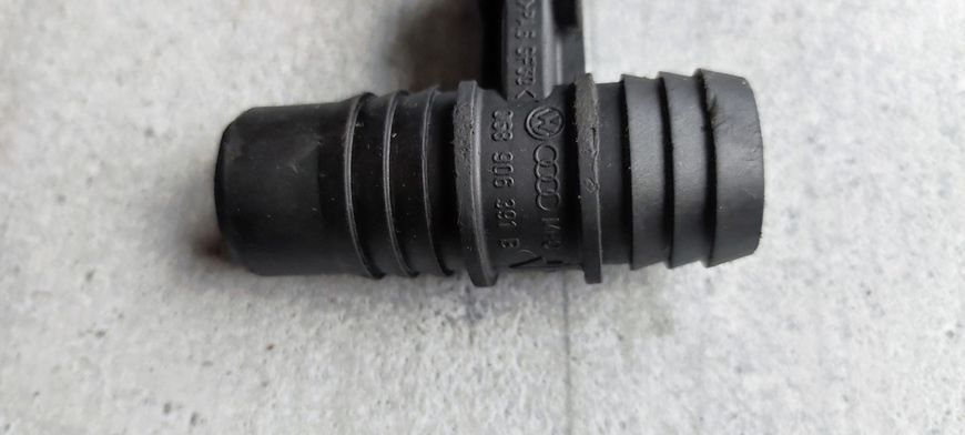 Датчик тиску повітря Volkswagen Crafter 068906391B 068906391B фото