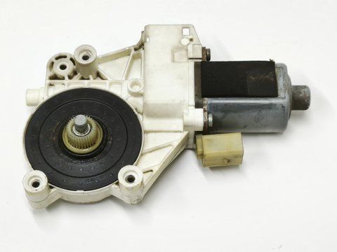 Моторчик стеклоподъемника передний левый електрический Mercedes Sprinter 906 A0068205442 3028651389 фото