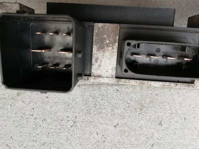 Реле свечей накала Renault Master 8200558438 8200558438 фото