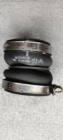 Патрубок інтеркулера Citroen Berlingo 9671797180 9671797180 фото