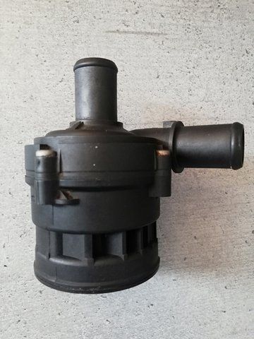 Додатковий водяний насос Renault Trafic 0392023015 0392023015 фото