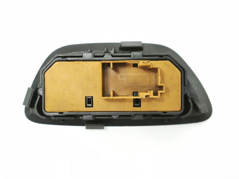Заглушка кнопок центральной консоли Citroen C5 III 9682436777 3009744160 фото