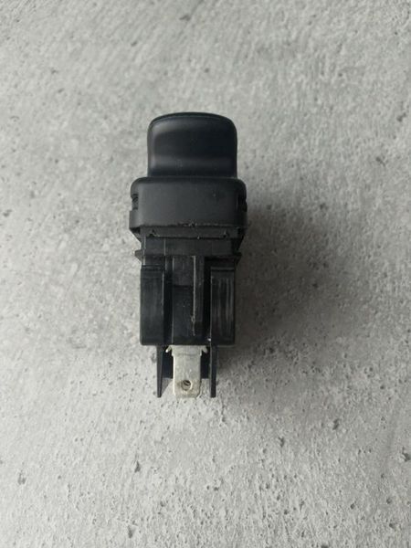 Кнопка стеклоподъемника Renault Kangoo 8200090327 8200090327 фото