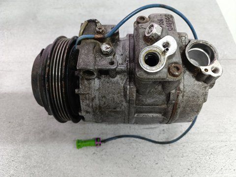 Компресор кондиціонера Volkswagen Passat 2.5TDI 4B0260805C 4B0260805C фото