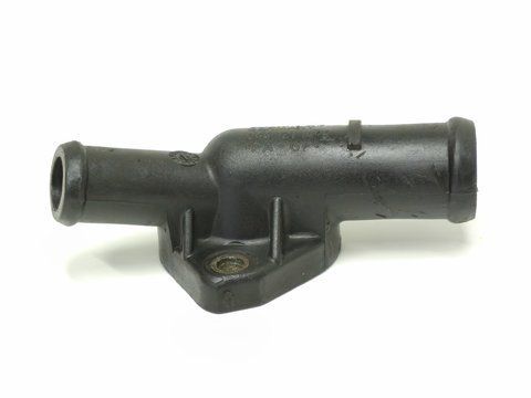 Трубка системы охлаждения Volkswagen Transporter IV 044121144B 1912616405 фото