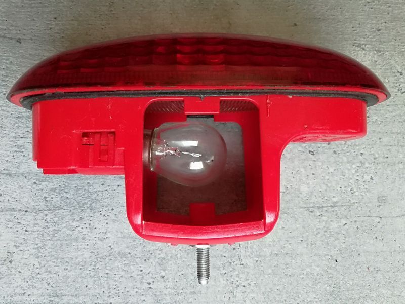 Додатковий стоп-сигнал Renault Trafic 8200209522 2246056234 фото