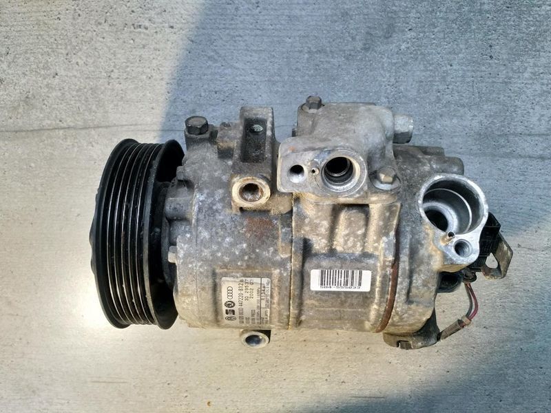 Компресор кондиціонера Skoda Fabia 6Q0820803D 6Q0820803D фото