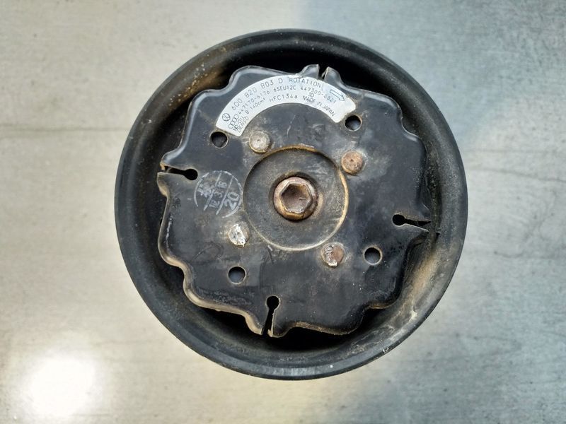 Компресор кондиціонера Skoda Fabia 6Q0820803D 6Q0820803D фото
