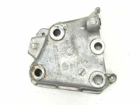 Кронштейн подушки двигуна Fiat Scudo 220 9628311880 9648325580 3226930862 фото