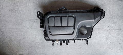 Декоративна кришка двигуна 1.6 DCI Renault Trafic 175B13123R 175B13123R фото