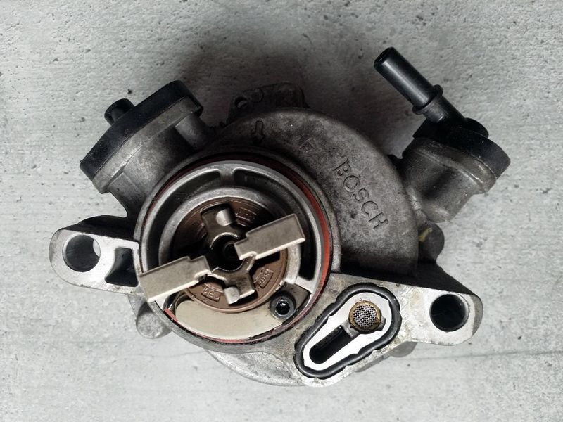 Вакуумный насос Citroen Berlingo 9684786780 9684786780 фото