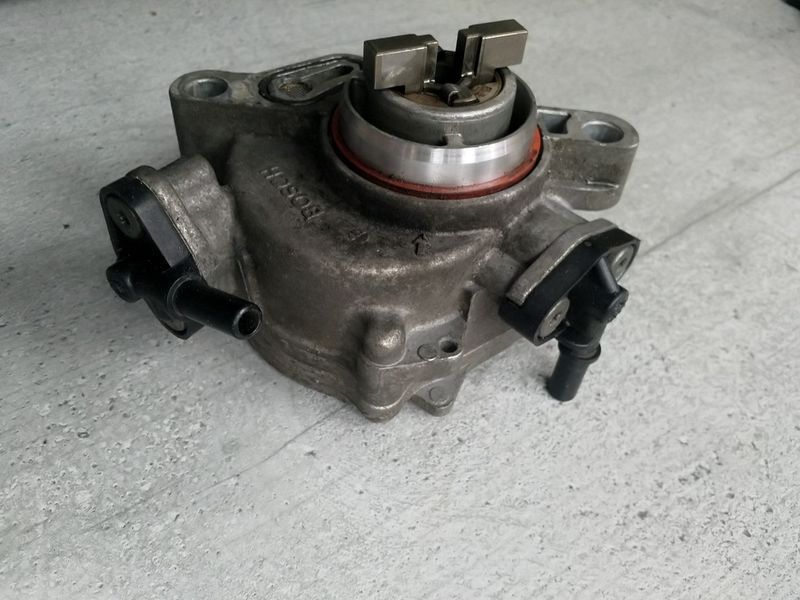 Вакуумный насос Citroen Berlingo 9684786780 9684786780 фото