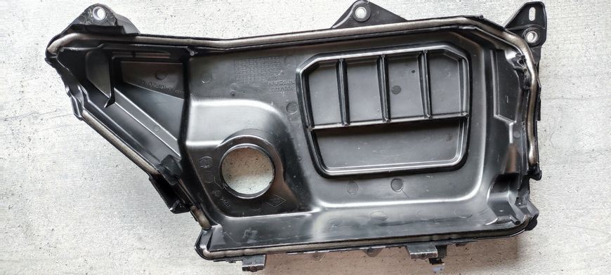 Декоративна кришка двигуна 1.6 DCI Renault Trafic 175B13123R 175B13123R фото