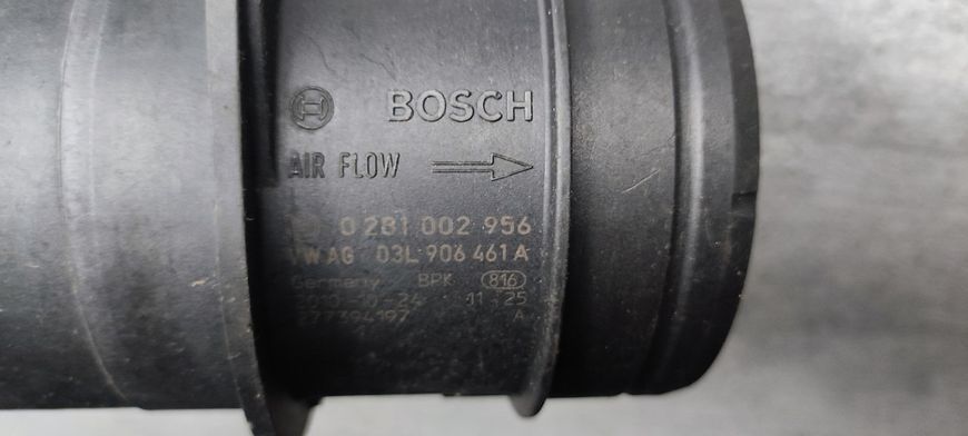 Витратомір повітря VW Transporter 5 03L906461A 03L906461A фото