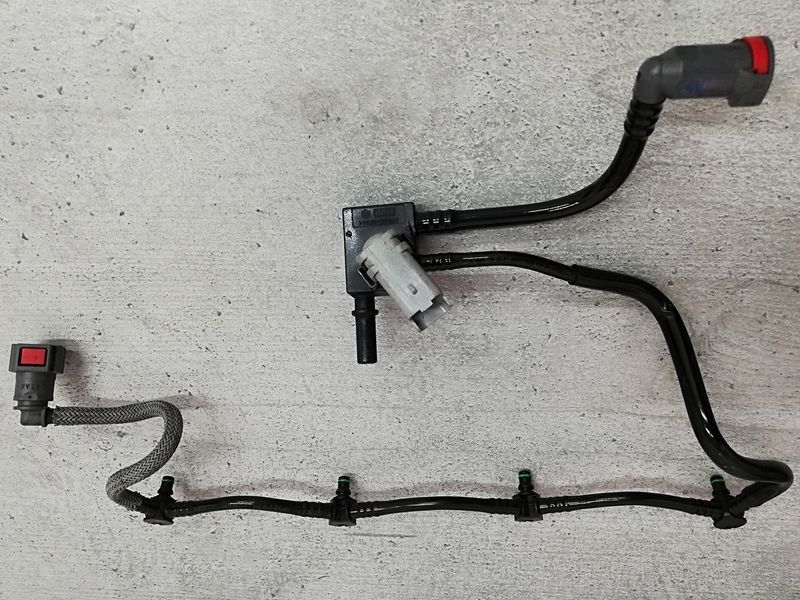 Топливна трубка (обратки) Opel Vivaro 8200445286 8200445286 фото