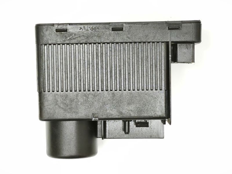 Вакуумний насос центрального замка Mercedes C-class 0132006331 202 800 00 49 3090417301 фото