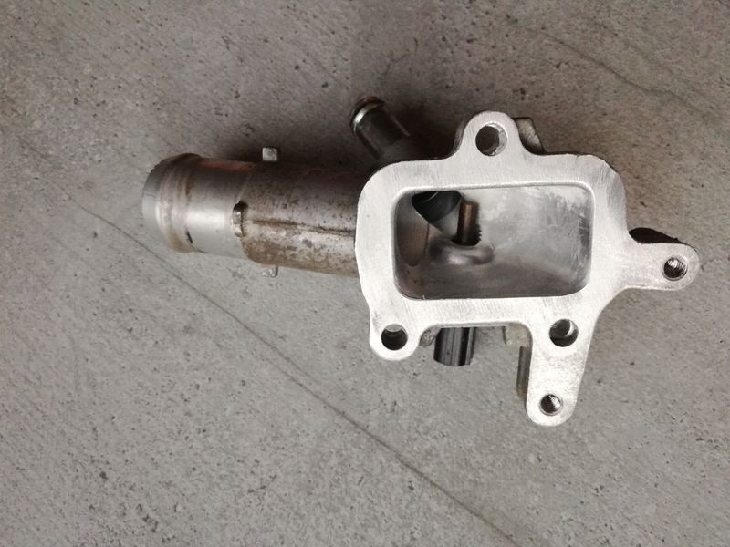 Трійник системи охолодження Honda Civic 19315RNAA01 19315RNAA01 фото
