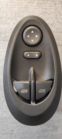 Блок кнопок склопідйомника Iveco Daily 500321137 500321137 фото