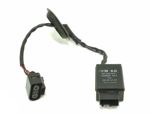 Реле управления топливным насосом Volkswagen Passat B6 1K0906093F 2770246362 фото