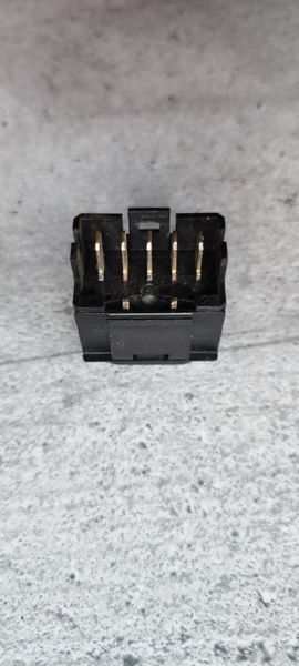 Кнопка склопідйомника Citroen Berlingo 9617287669 9617287669 фото