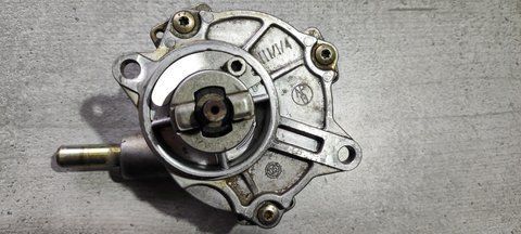 Вакуумный насос Mercedes Sprinter A6112300265 A6112300265 фото