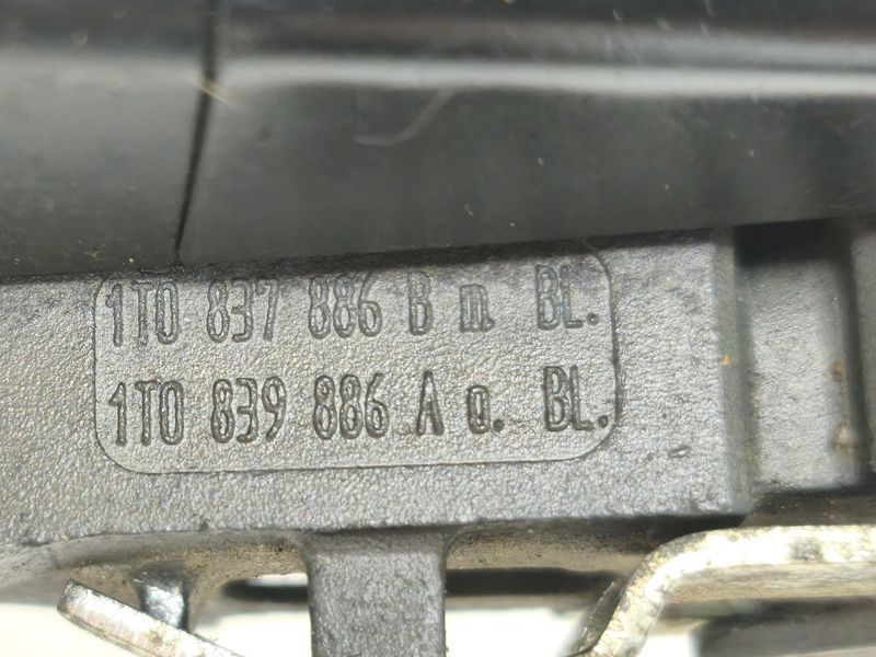 Ручка двери передней правой наружная VW Caddy 7H0837205D 2742881855 фото