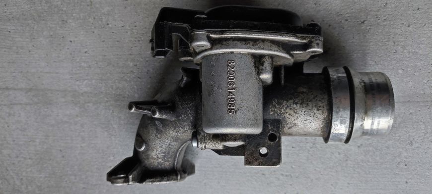 Клапан EGR Renault Kangoo 8200614985 8200614985 фото