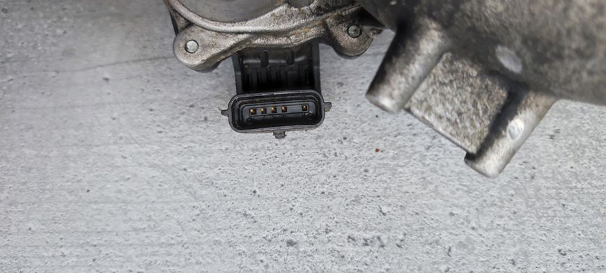 Клапан EGR Renault Kangoo 8200614985 8200614985 фото