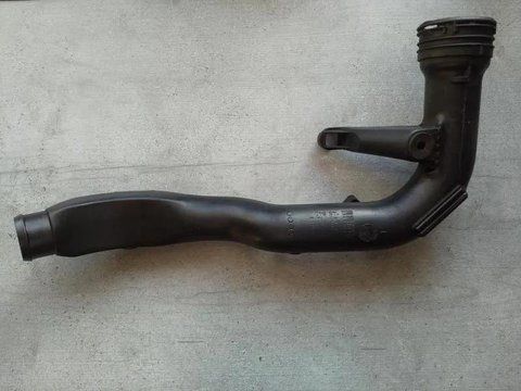 Патрубок інтеркулера Audi A4 1.9 TDI 8E0145762B 8E0145762B фото