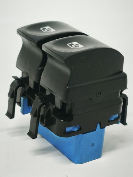 Кнопка склопідйомника Renault Clio 8200214938 8200214938 фото